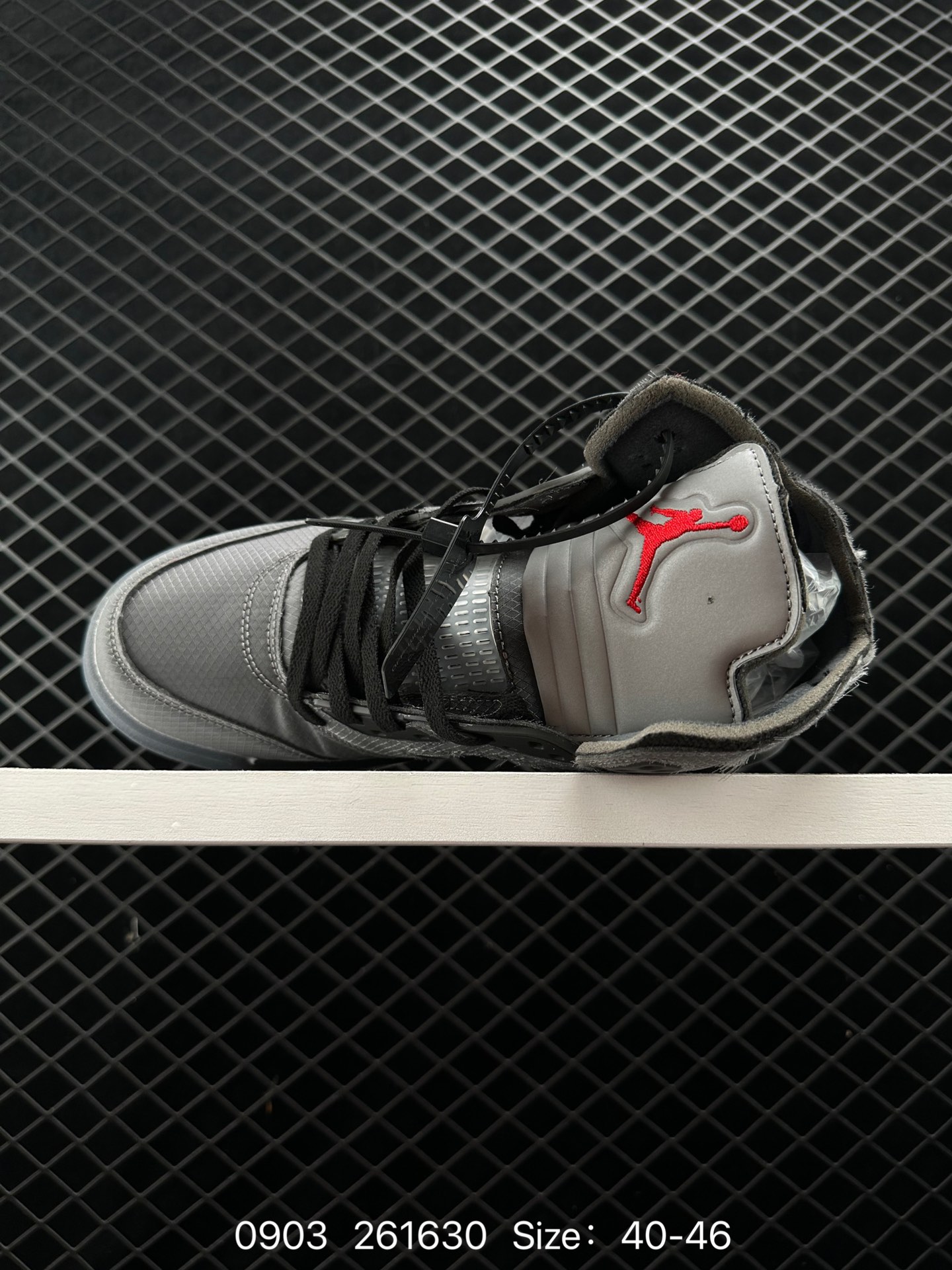 Off-White x Air Jordan 5 AJ5